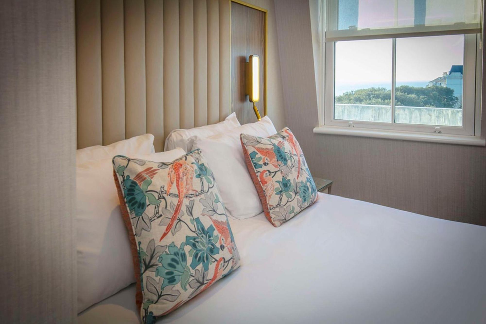 Hotel Voco The Clifton Folkestone By Ihg Esterno foto
