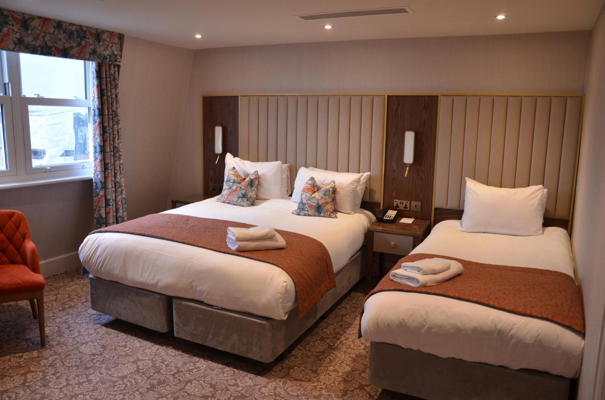 Hotel Voco The Clifton Folkestone By Ihg Esterno foto