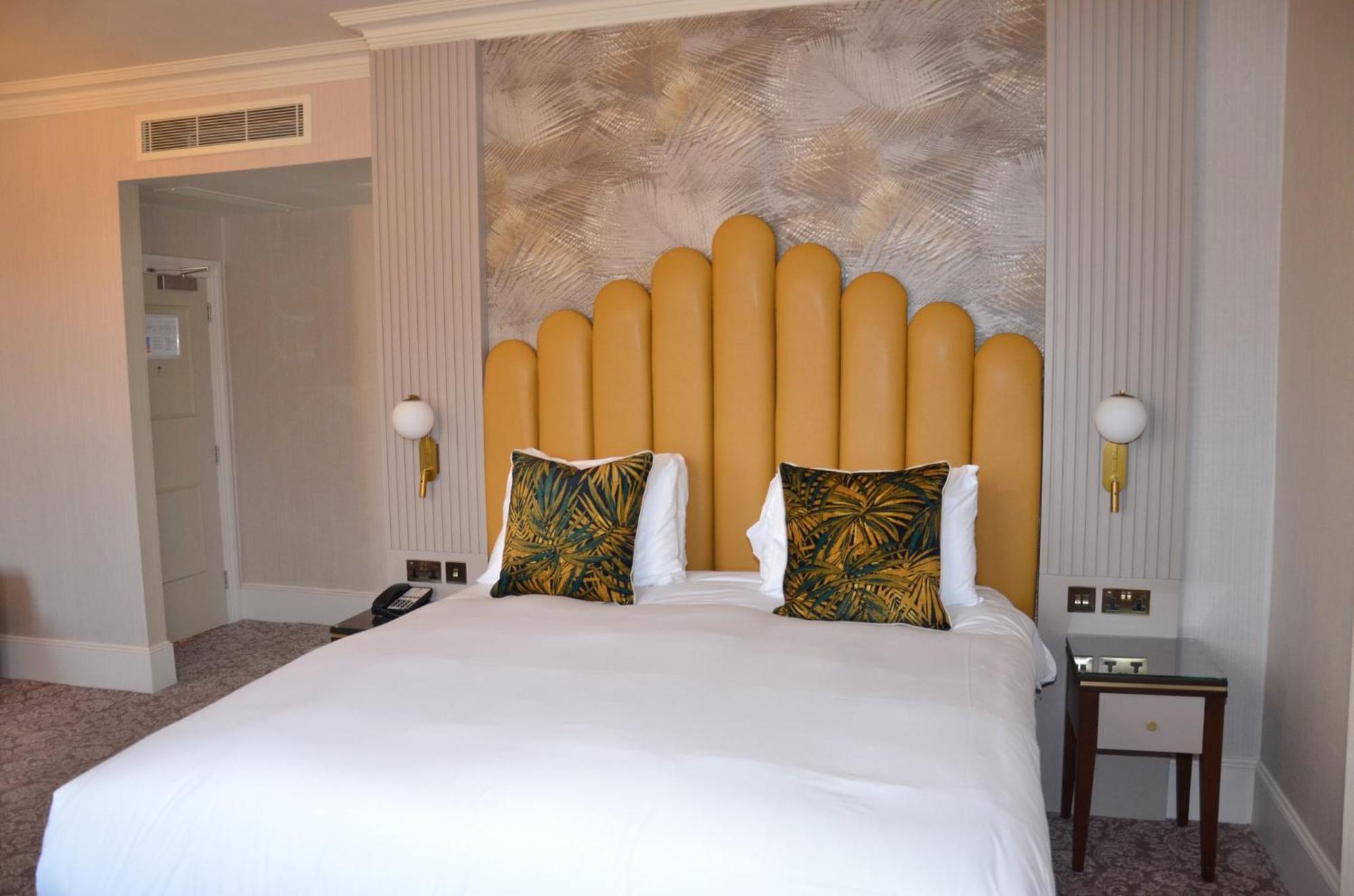 Hotel Voco The Clifton Folkestone By Ihg Esterno foto