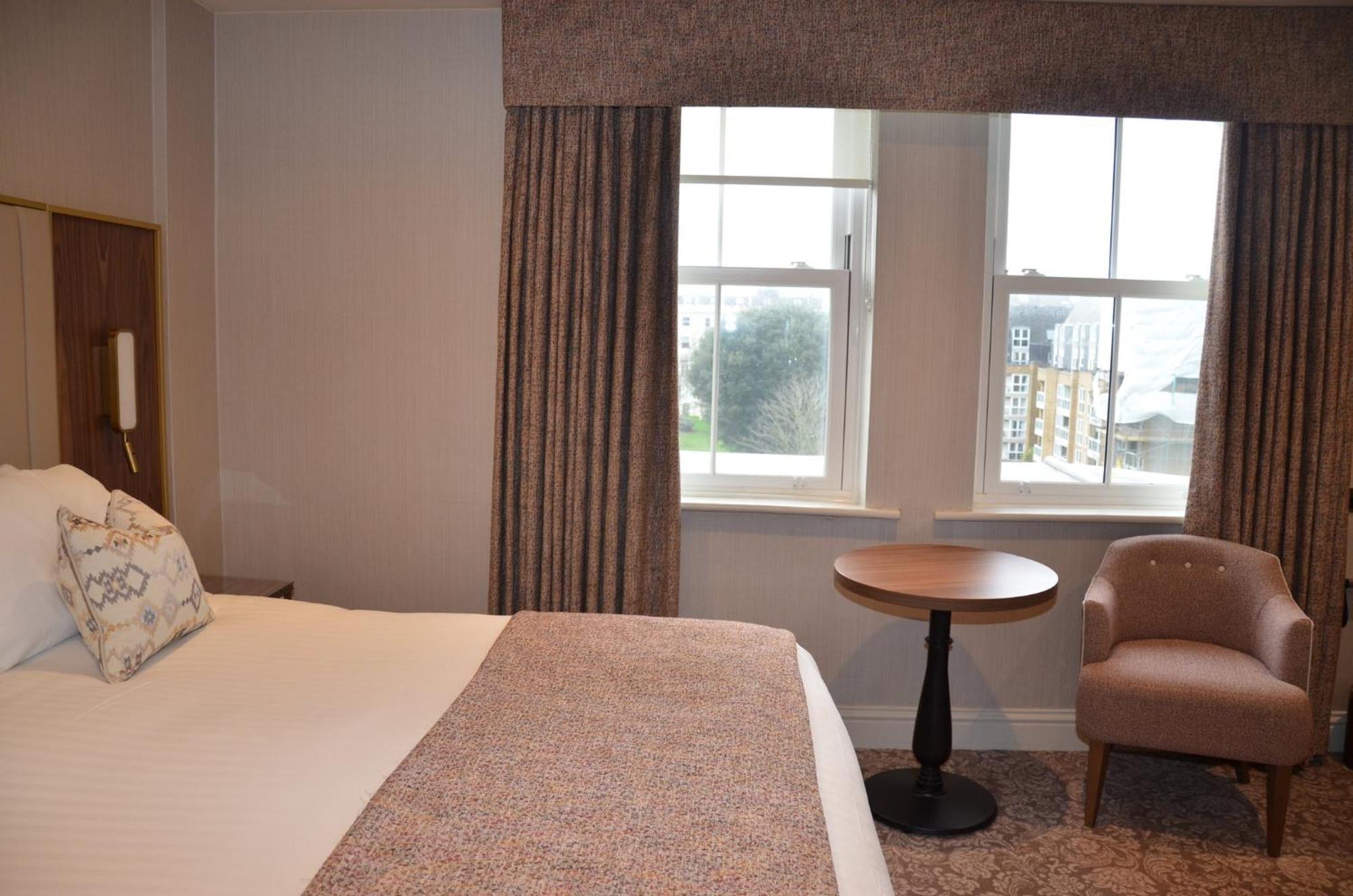 Hotel Voco The Clifton Folkestone By Ihg Esterno foto