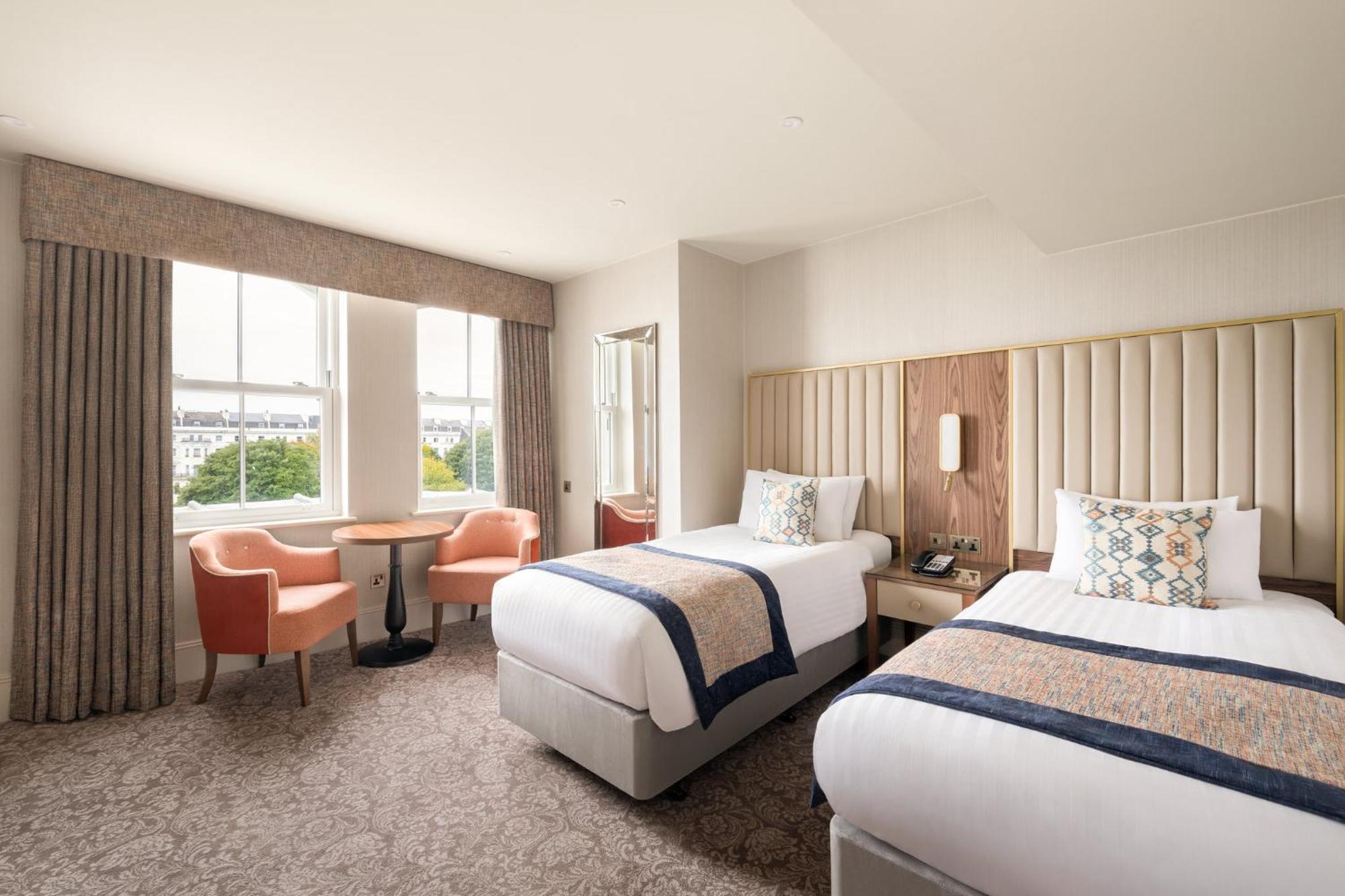 Hotel Voco The Clifton Folkestone By Ihg Esterno foto