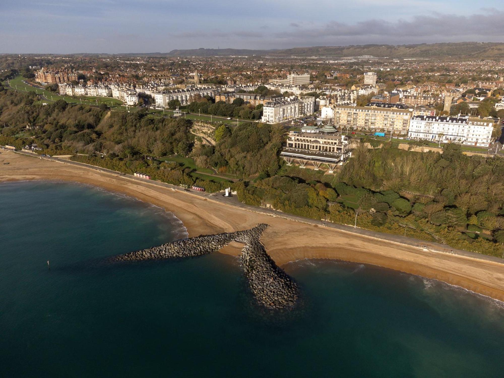 Hotel Voco The Clifton Folkestone By Ihg Esterno foto