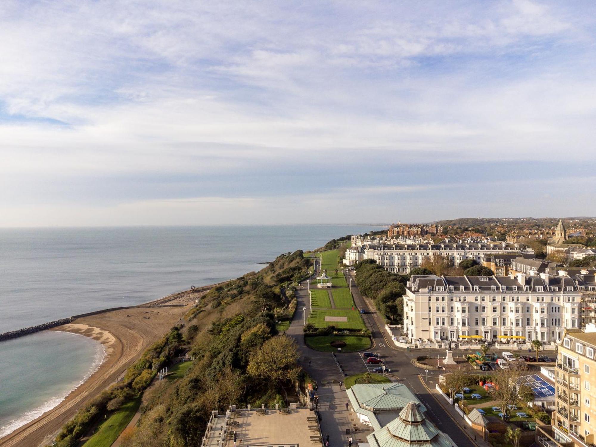 Hotel Voco The Clifton Folkestone By Ihg Esterno foto