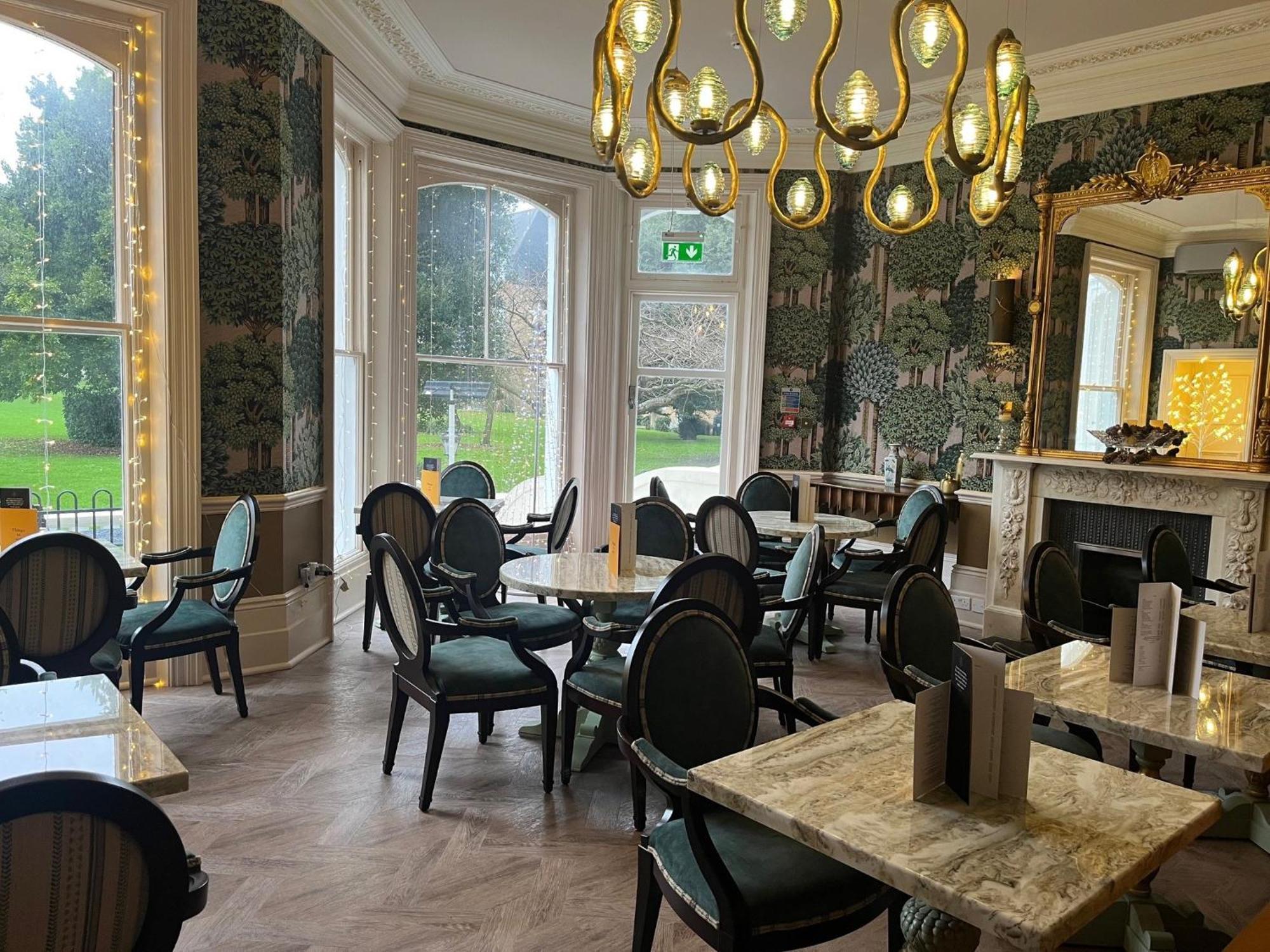 Hotel Voco The Clifton Folkestone By Ihg Esterno foto