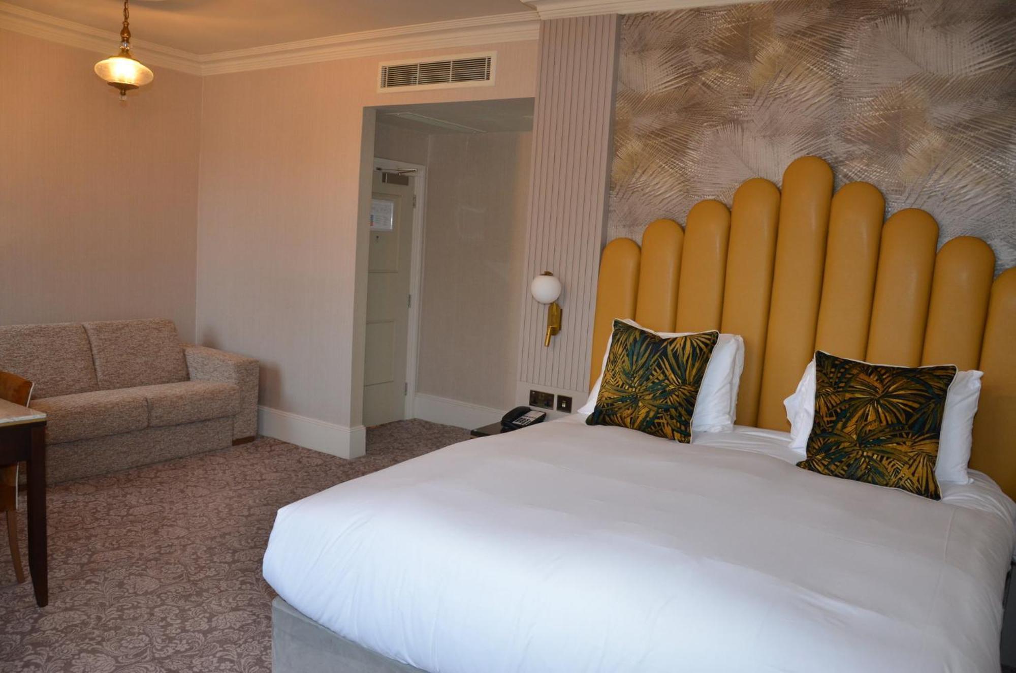 Hotel Voco The Clifton Folkestone By Ihg Esterno foto